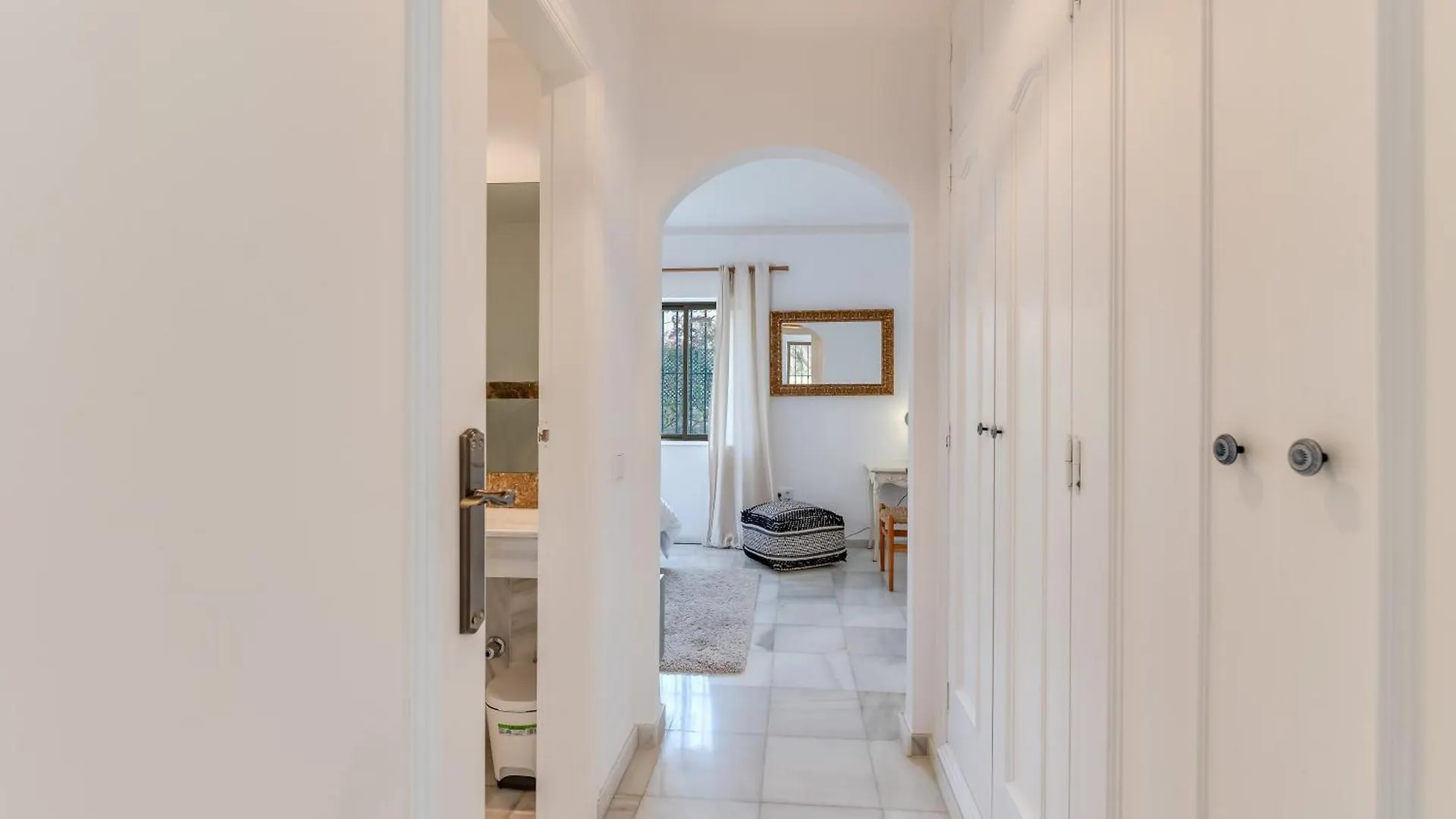 Apartment Peaceful 4 Bdrm Andalusian Villa W Sea Views Marbella
