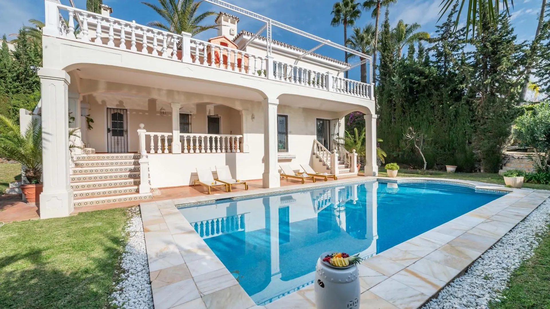 Peaceful 4 Bdrm Andalusian Villa W Sea Views contacts