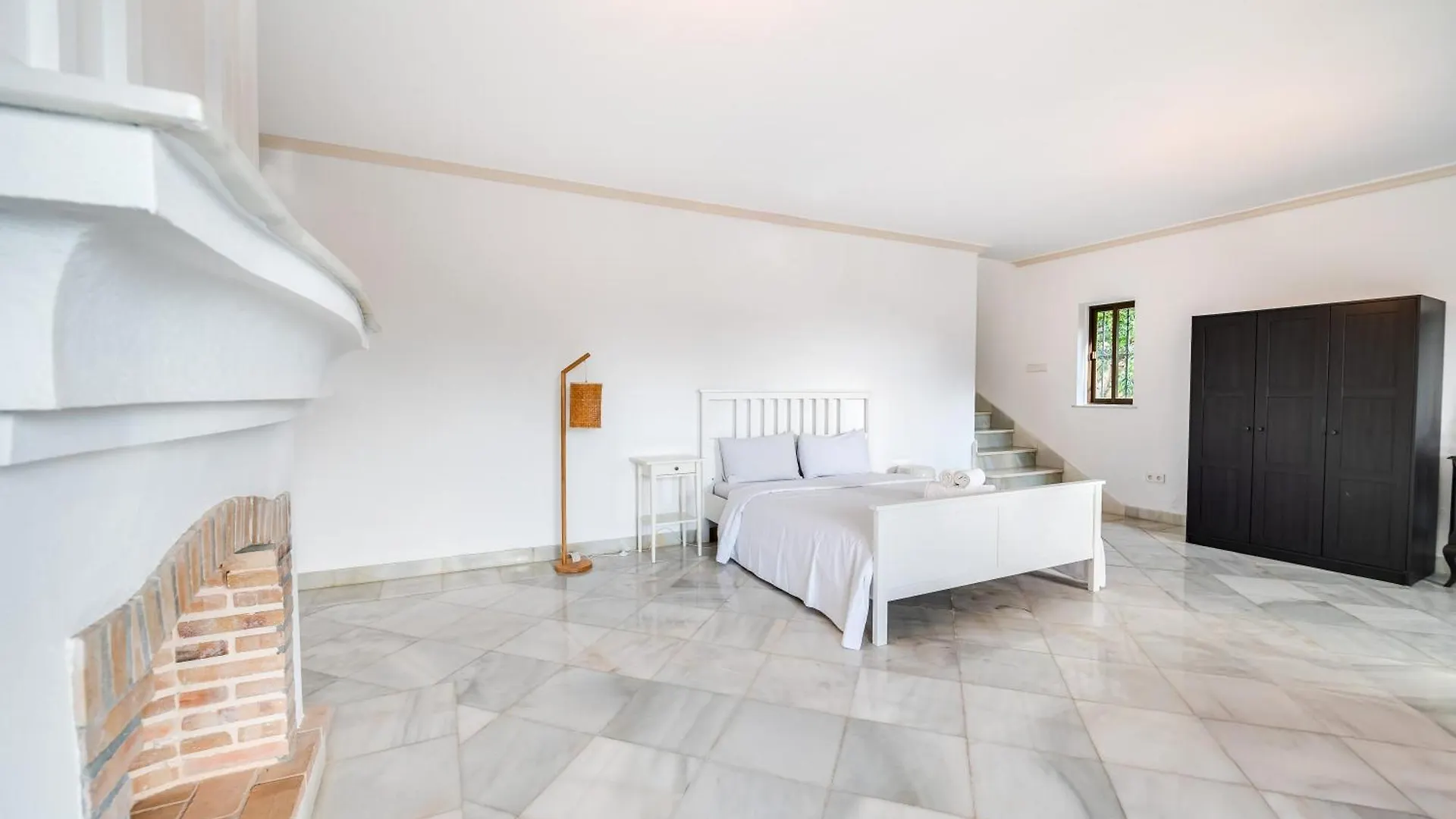 Apartment Peaceful 4 Bdrm Andalusian Villa W Sea Views Marbella Spain